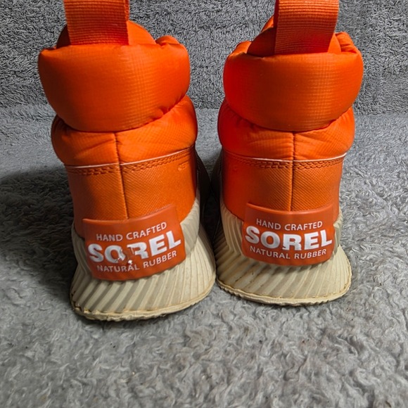 SOREL OUT N ABOUT III PUFFY ZIP WP Women's Waterproof Boot Orange Sz 7 EU 38 - Picture 5 of 6